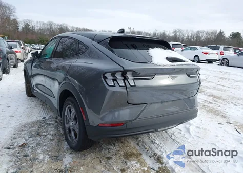 2023 Ford Mustang Mach-E Select z USA, uszkodzony, nr VIN 3FMTK1S5XPMB00664